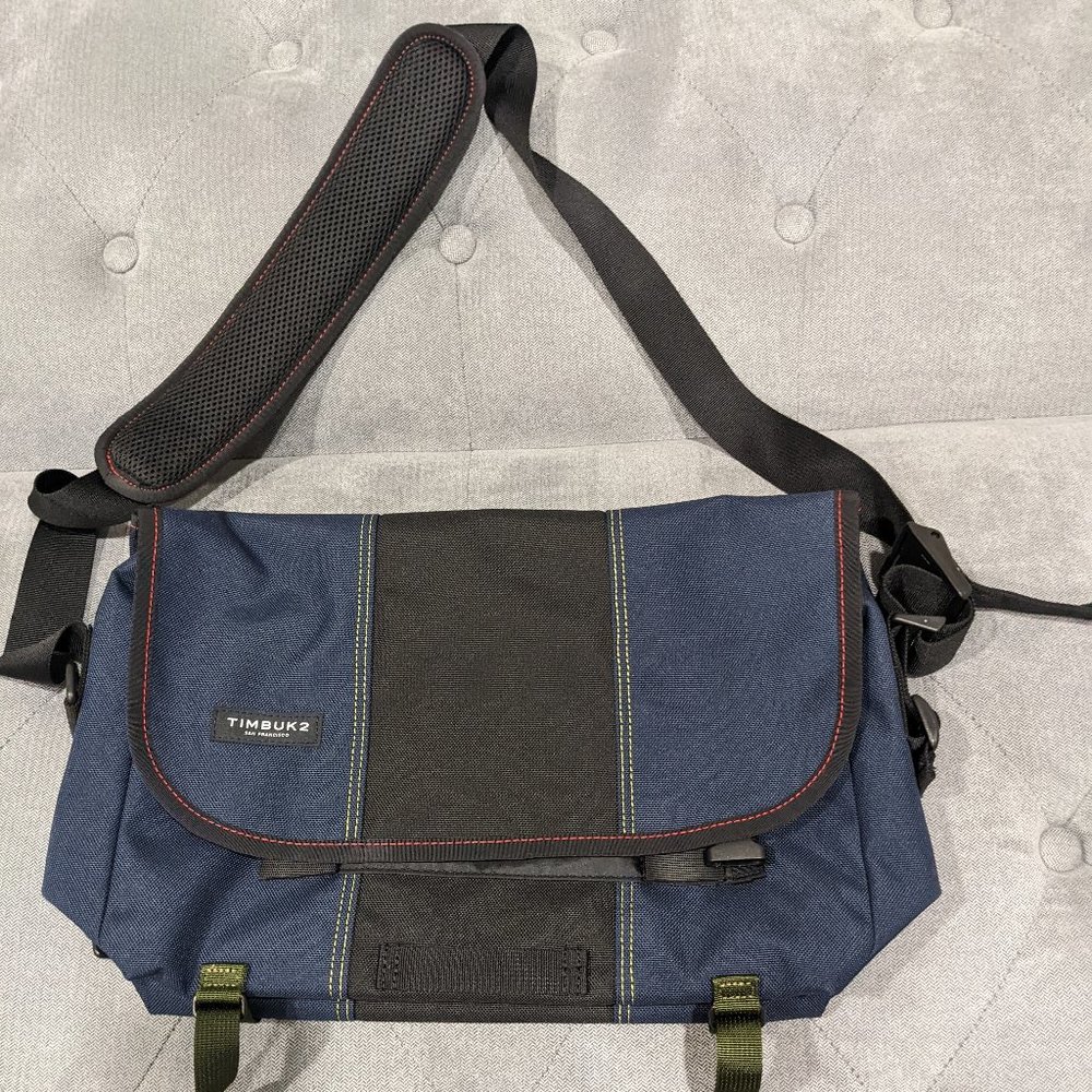 Timbuk2 Classic Messenger Bag, Size: Small